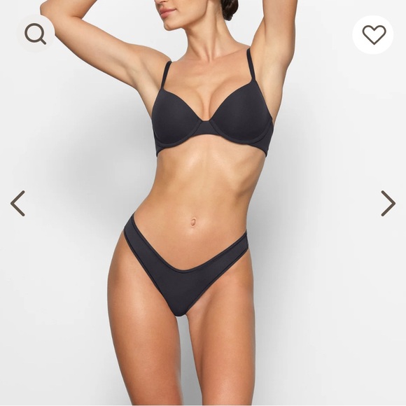 NWT SKIMS Fits Everybody‎ T-Shirt Demi Bra ONYX Sz 42DDD - Picture 1 of 5